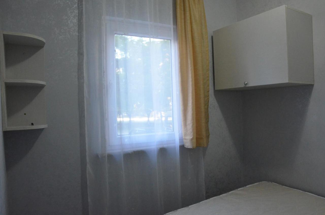 באטומי Hostel California מראה חיצוני תמונה