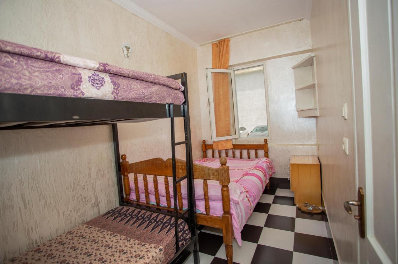 באטומי Hostel California מראה חיצוני תמונה
